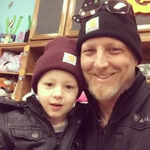 Meet your Posher, Levi